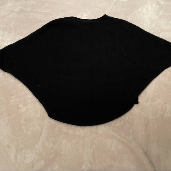 Quince Black Women's Sweater - Picture 5 of 7